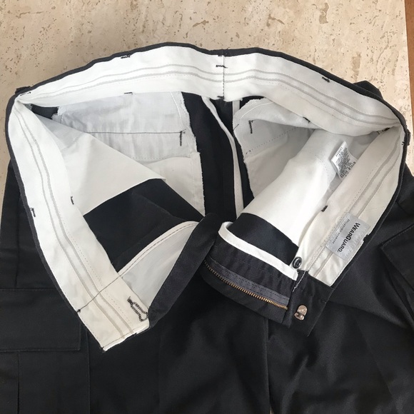 EUC WearGuard Aramark mens black cargo shorts, W 34 / 11” inseam with pockets - Picture 12 of 14